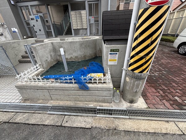 エステート小松の物件内観写真